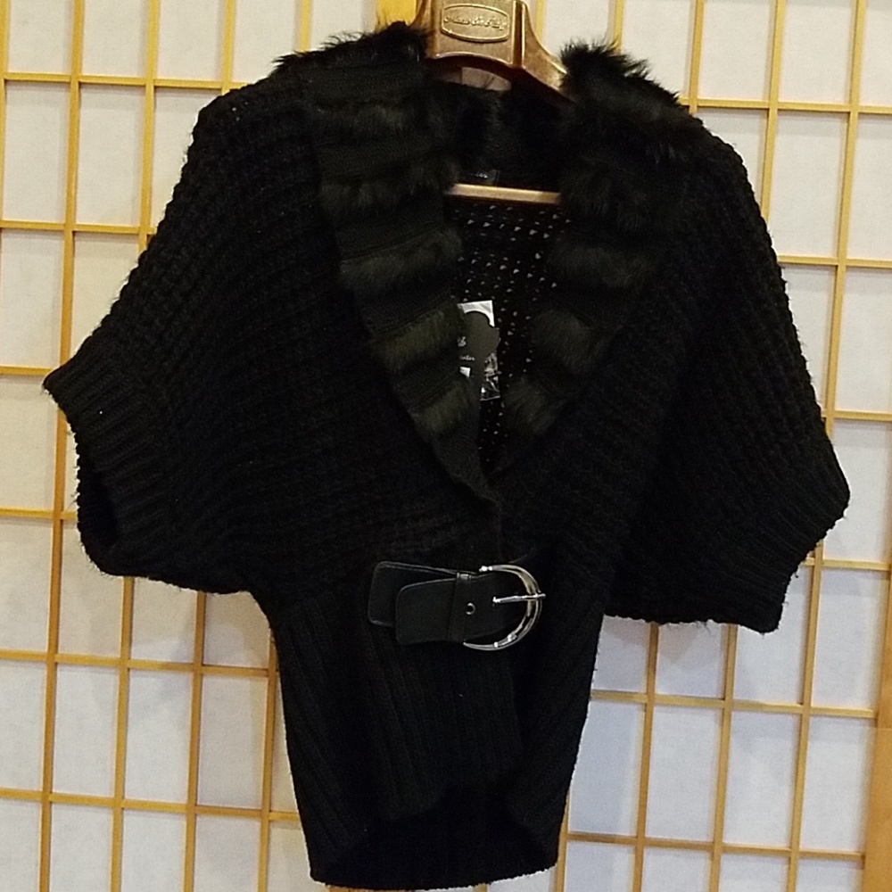 NWT sweater with real fox fur